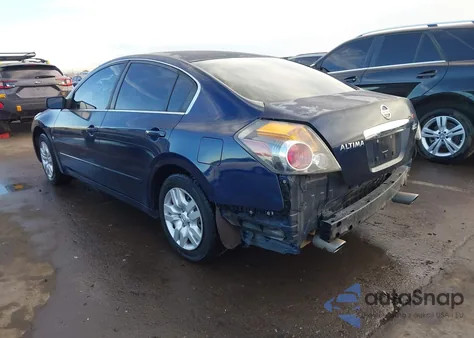2011 Nissan Altima 2.5 S z USA, uszkodzony, nr VIN 1N4AL2AP9BC141496